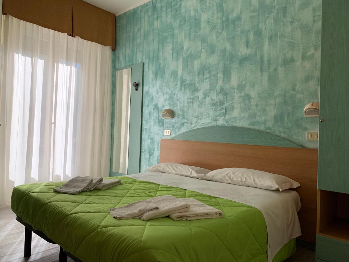 Hotel Palma Benessere Rimini Exterior foto